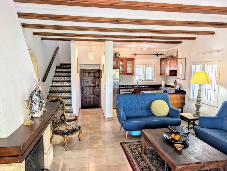 Foto f4facc4b-610c-4b0d-a4a9-7cf26327e710. Casa amb aparcament a Moravit-Cap Blanc Moraira