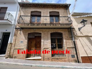 Casa adossada a Orba