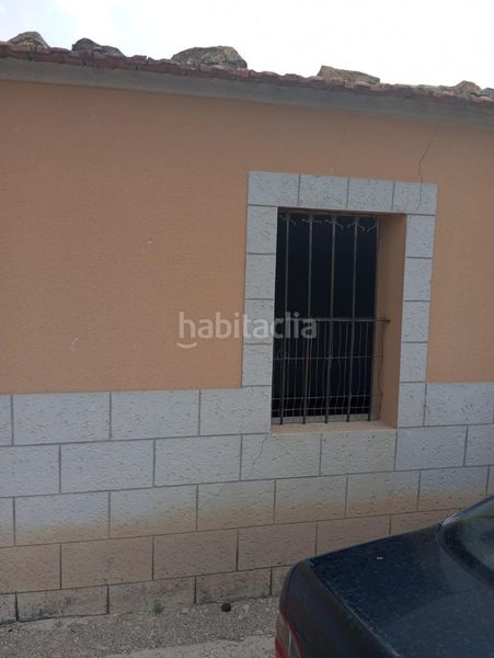 Foto b8e1ba55-9ec6-4cb2-94b2-24c39608a07e. Masia a Redován