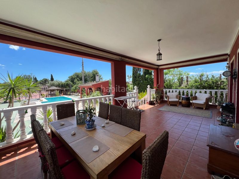 Foto b8589f37-2404-46be-b8d8-36e628339ec7. Masia amb piscina a Dolores