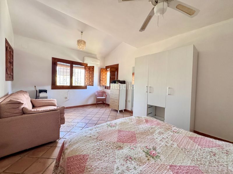 Foto dd66b9b9-2772-43bd-9d01-c9efd76b5fc7. Casa amb aparcament a Cabo Roig Orihuela
