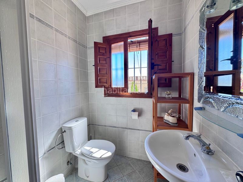 Foto f8b4a67a-4797-4dc8-b2cd-fd3547e95d3d. Casa amb aparcament a Cabo Roig Orihuela