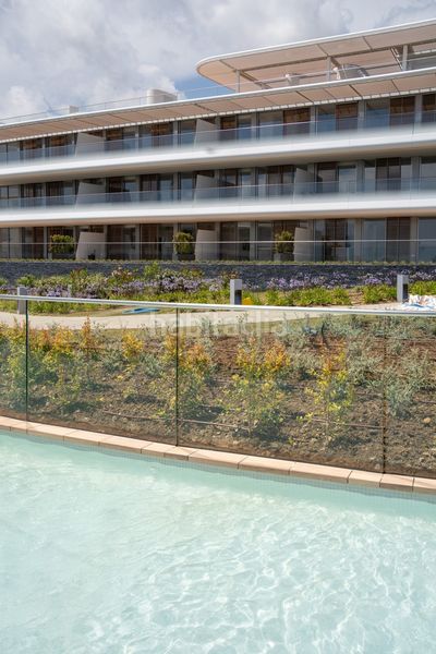 Foto affff95b-f23c-454a-9939-df38122578c7. Àtic amb aparcament piscina a Zona Calvario Estepona