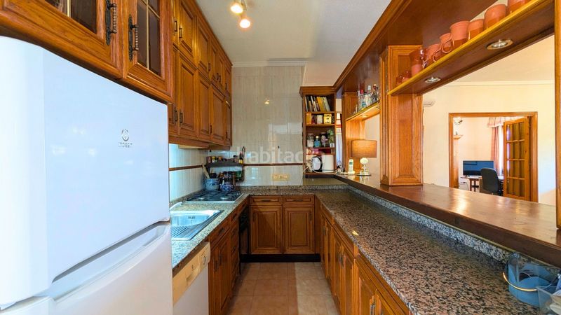 Foto a139bac4-ceda-485b-a412-f9d39c8364bb. Casa amb piscina a Rojales