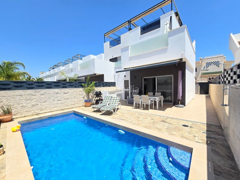 Foto d91ca2c5-9775-4c27-bf92-0b3e7067b84b. Casa en Lo Marabú Rojales
