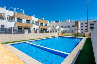 Casa a schiera in Villamartín-Las Filipinas