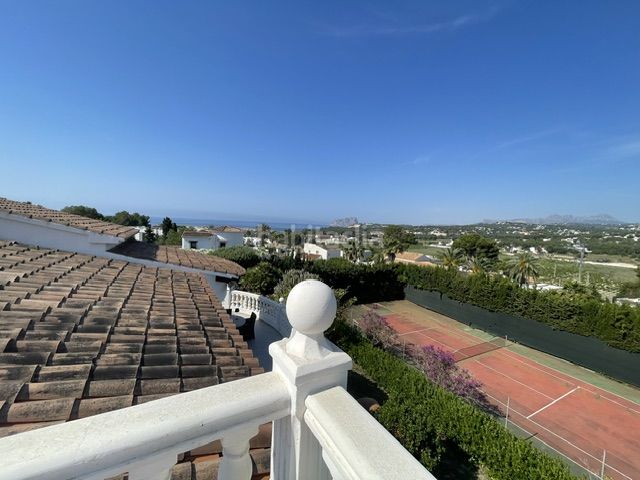 Foto 8a148750-96d2-4244-a590-3fb0bd52ed94. Casa a Casco Urbano Moraira