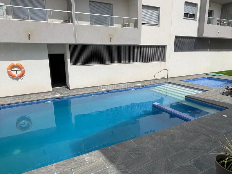 Foto 345d142d-28ac-4dae-ac13-99d3ca3c5d7e. Casa amb piscina a Benijófar
