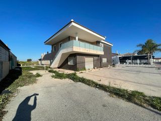 House in Zona Carrefour - Urbanizaciones