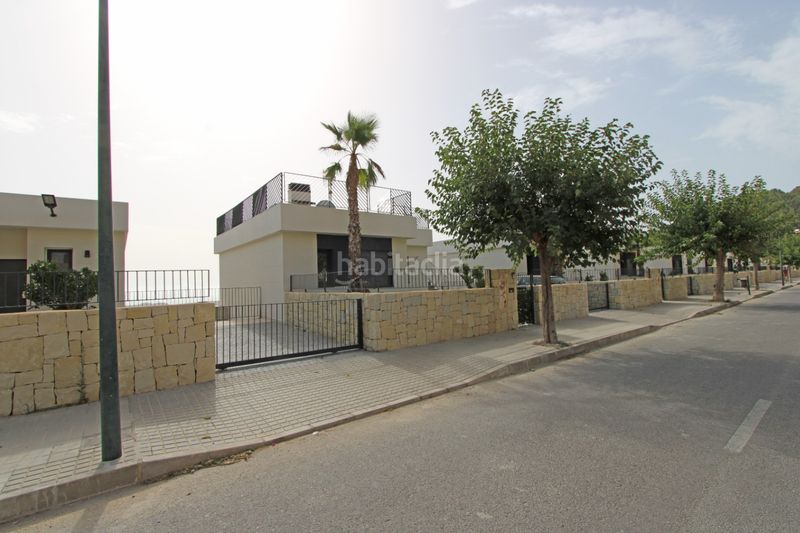 Foto cf47fac4-2bad-4807-a835-c544ed5d5276. Casa a Benimantell