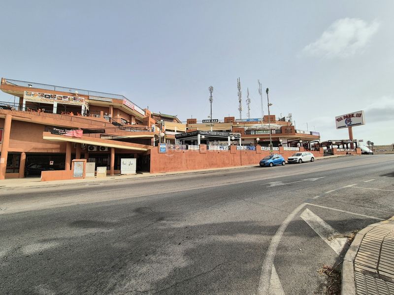 Foto ff9cf278-a0c5-4c6d-9747-3238f47131af. Casa amb aparcament a Los Balcones y los Altos Orihuela
