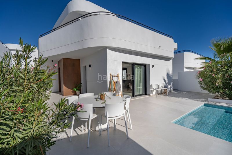 Foto f62af56a-9921-42db-9192-5e52d815bc2e. Casa amb aparcament piscina a La Marquesa Rojales