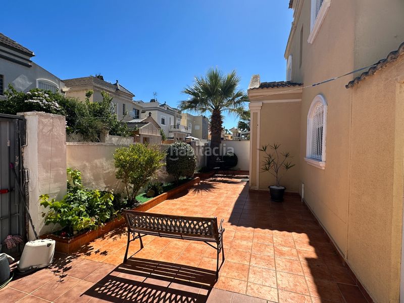 Foto d7d448bc-c806-4df6-ac66-4bfeb1c33ff3. Casa a Aguas Nuevas Torrevieja