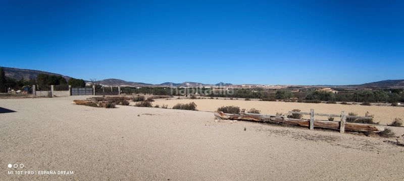Foto 046b7313-cc07-4775-bd86-15abec024609. Casa amb aparcament a Caudete