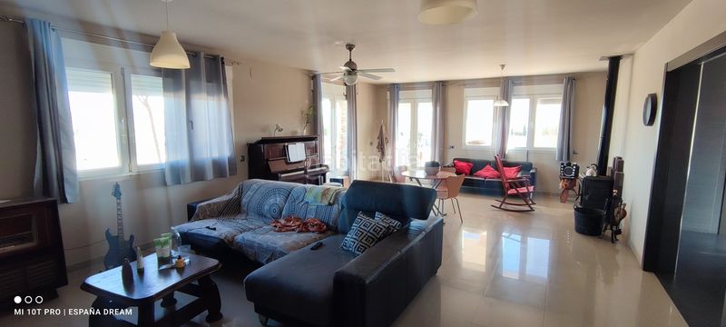 Foto 082b051c-4d0e-40be-9435-5490d22ff8c1. Casa amb aparcament a Caudete