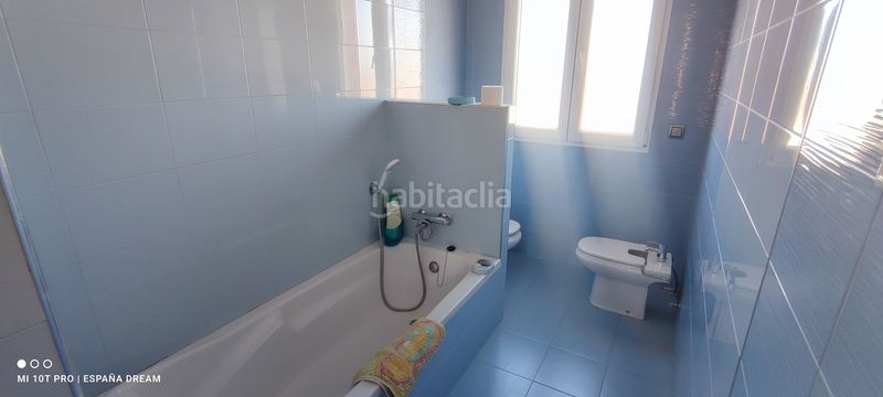 Foto 0b921673-d551-4e07-8178-8ebd972b46a9. Casa amb aparcament a Caudete