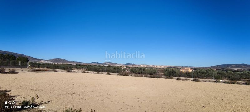 Foto d61cbad9-0499-4c9d-9fab-467ffede131f. Casa amb aparcament a Caudete