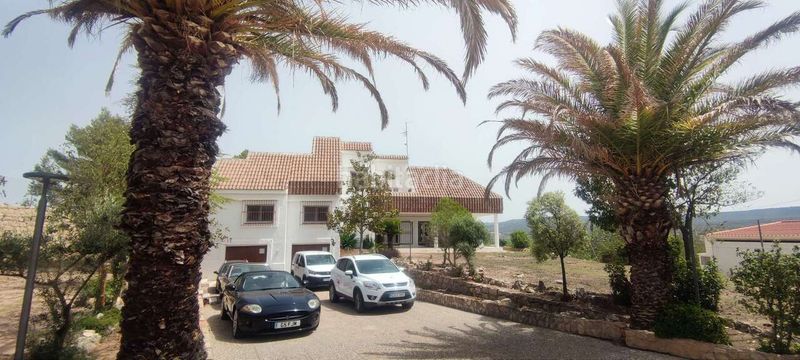 Foto 08b21d7b-daf0-43a9-b480-49a6980c639f. Local comercial a Ayora