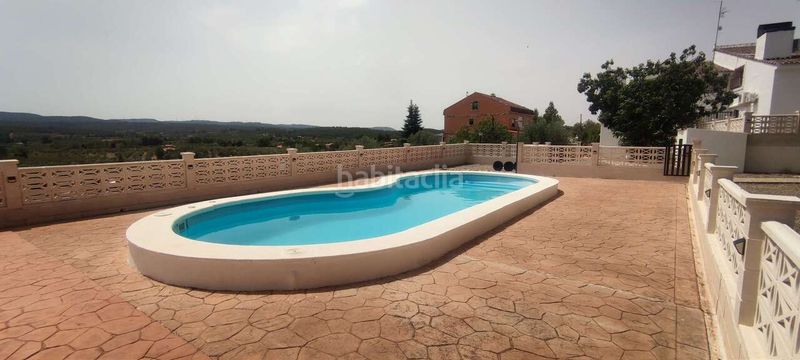 Foto f6cca3b0-876d-4e9e-ade9-0c95806e4670. Local comercial a Ayora