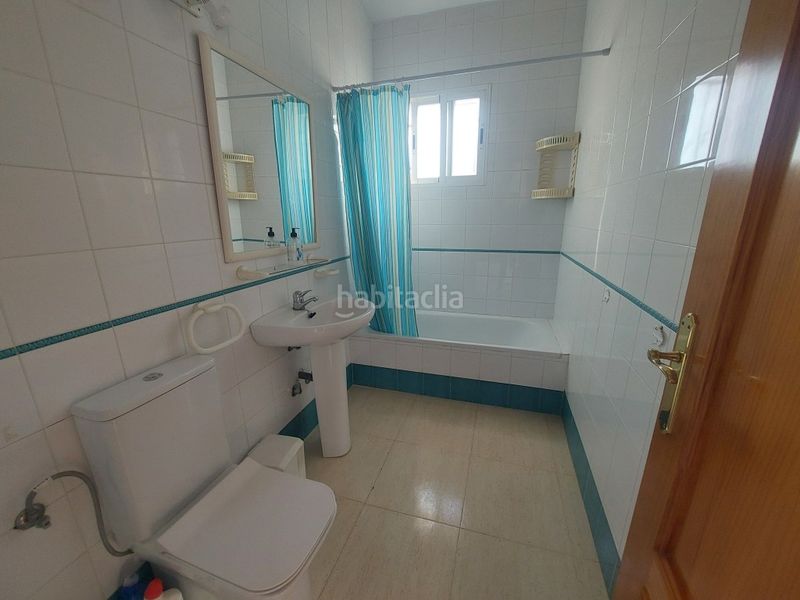 Foto 0e96fcdc-0455-41ba-a9c3-a8ad8c5d2493. Casa amb piscina a Benimantell