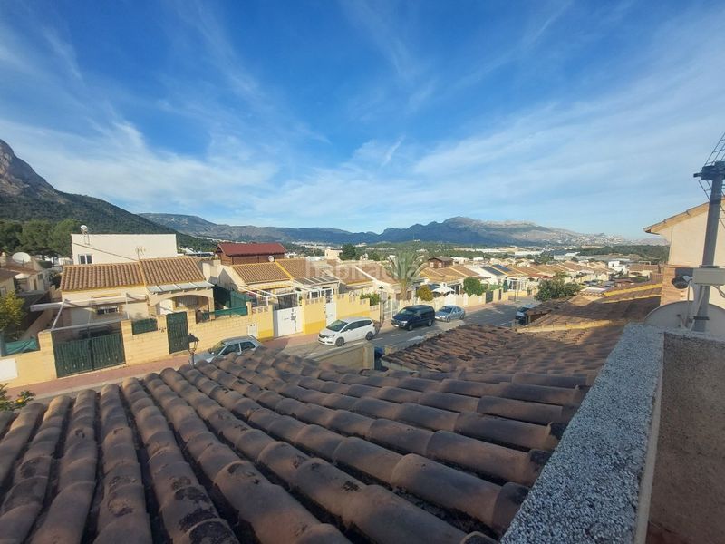Foto 1dcc3e30-a273-4d37-915c-95fc2adffad2. Casa amb piscina a Benimantell