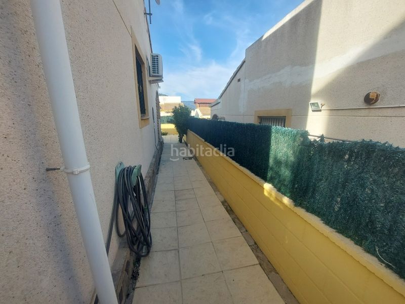 Foto 202918f8-52f8-4e19-bbfb-1c85a001f18e. Casa amb piscina a Benimantell