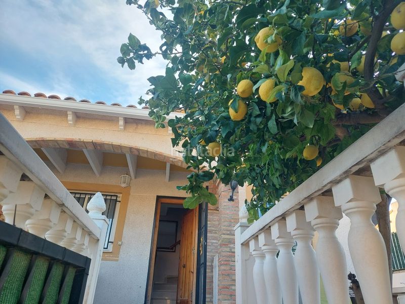 Foto 7e906eca-c934-4748-8d31-d3712ae091e2. Casa amb piscina a Benimantell