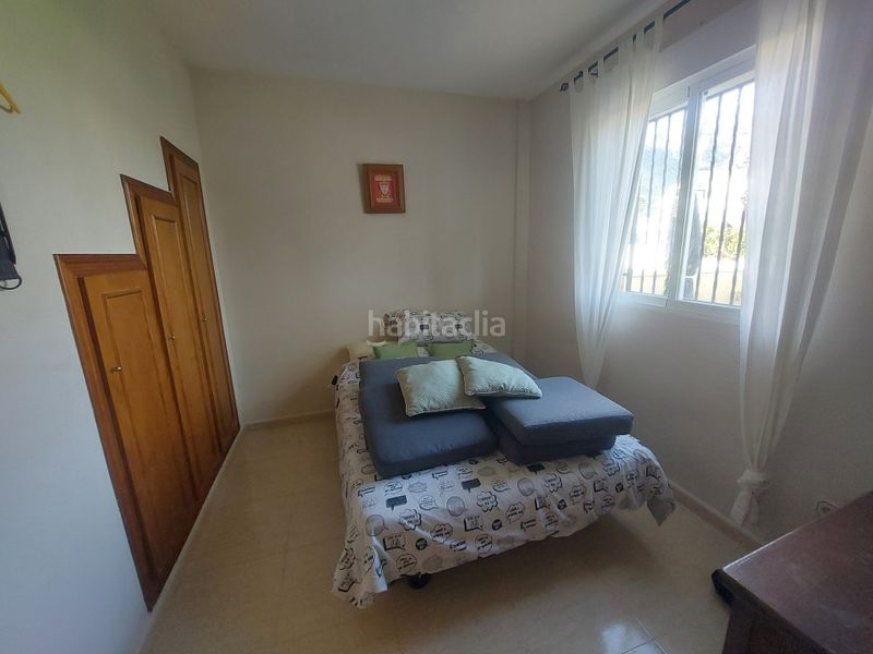 Foto c969c71f-f78b-4da1-9efe-fd95f4c9a8c9. Casa amb piscina a Benimantell