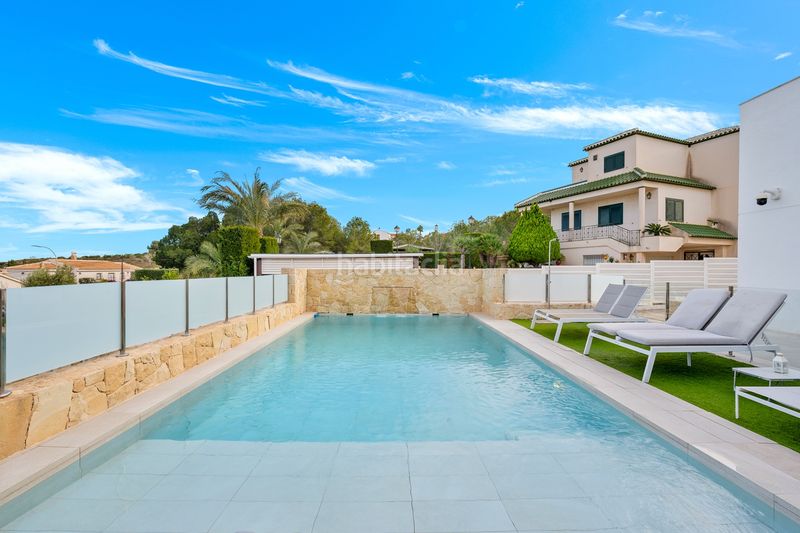 Foto 58f7a860-3f97-4f41-acbb-469d4527149e. Casa amb piscina a Almoradí