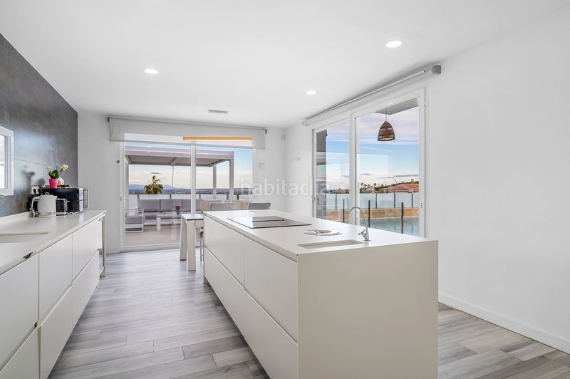 Foto a8fca816-75a1-4604-8876-8bc5b4e39aba. Casa amb piscina a Almoradí