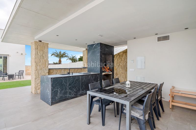 Foto f0028bf1-1c93-4e4a-9b24-77496c6014b9. Casa amb piscina a Almoradí