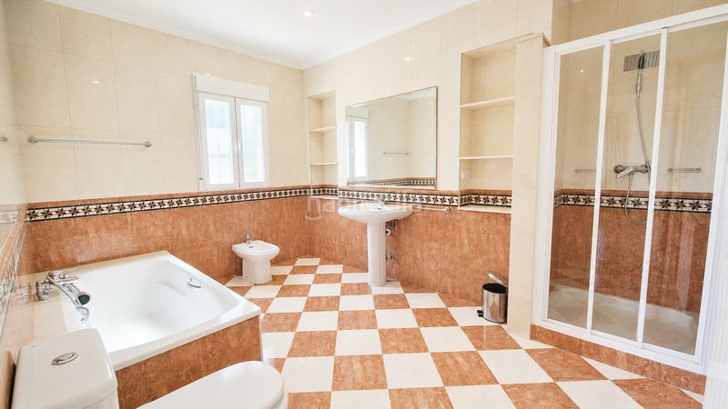 Foto f157eb6c-21e3-4d57-98a5-d11567b3d5a2. Casa amb xemeneia a La Granadella - Costa Nova Xàbia
