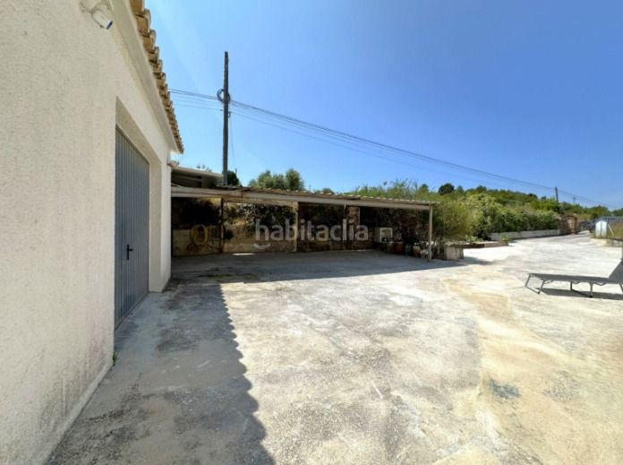 Foto 324073e7-1200-4bbb-83c2-53f9a636d1f8. Casa amb xemeneia a Teulada