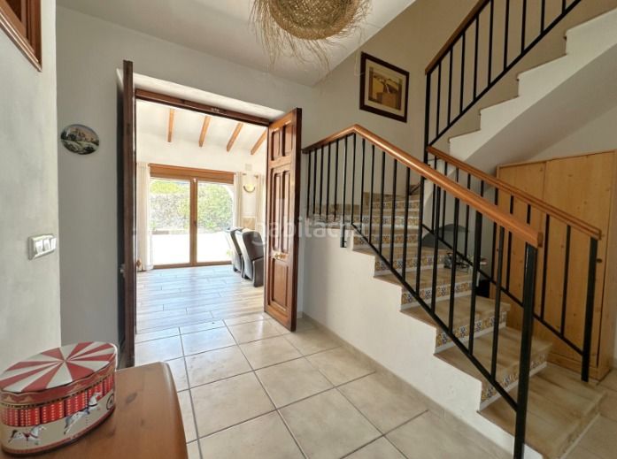 Foto 770dfbd8-76b2-438c-bb45-4e96ebce4ed9. Casa amb xemeneia a Teulada