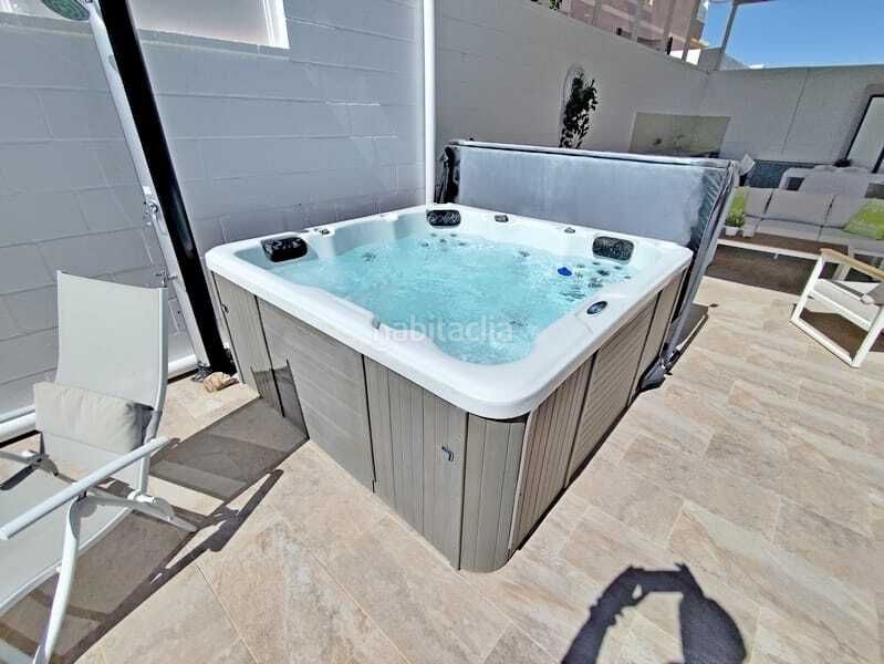 Foto 927e661d-d879-4e33-aa54-ce5f91208582. Casa adossada a Jerónimo y Avileses Murcia