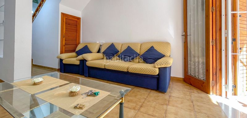 Foto f43080cd-1954-41ae-937a-d7bae0904311. Casa adossada amb aparcament a Playa Flamenca Orihuela