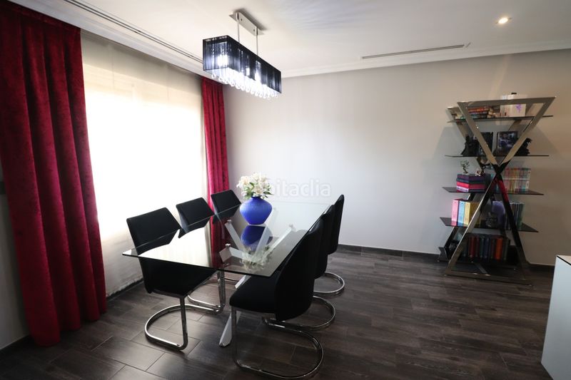 Foto 51b70a0a-68e9-448c-935a-de52ee19c985. Casa adossada amb aparcament a Redován