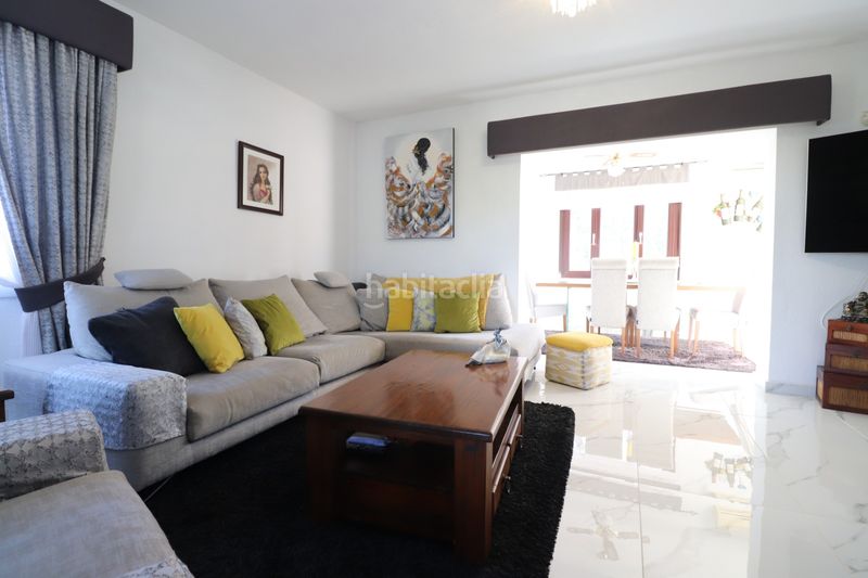 Foto bd2a467e-3a5e-45a7-b011-1db90fdbdb25. Casa amb aparcament piscina a Almoradí
