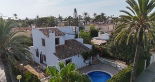 Haus in Cabo Roig