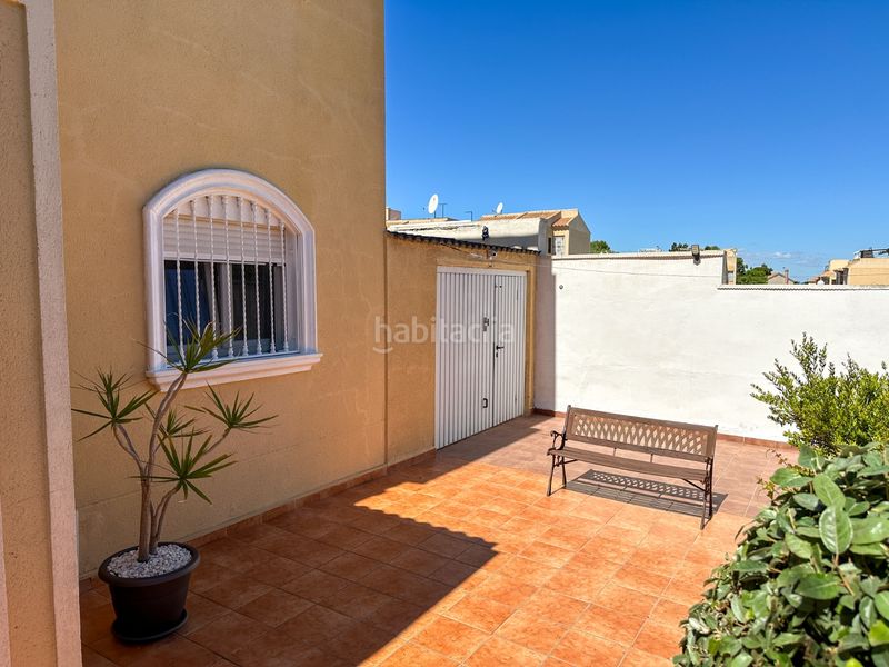 Foto b111a787-9328-4068-ae6b-775a2cf4bdf7. Casa a Aguas Nuevas Torrevieja