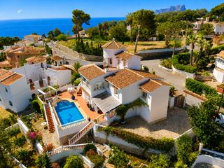 Haus in Cala Advocat-Baladrar