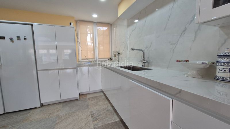 Foto 2c670802-63a8-4247-9bfe-b3fe61d8a618. Casa amb aparcament a Cabo Roig Orihuela