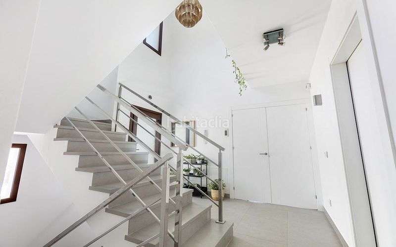 Foto 2bb48d52-5250-4f15-9a61-f2ce0457a2ba. Casa amb aparcament a Centro Estepona