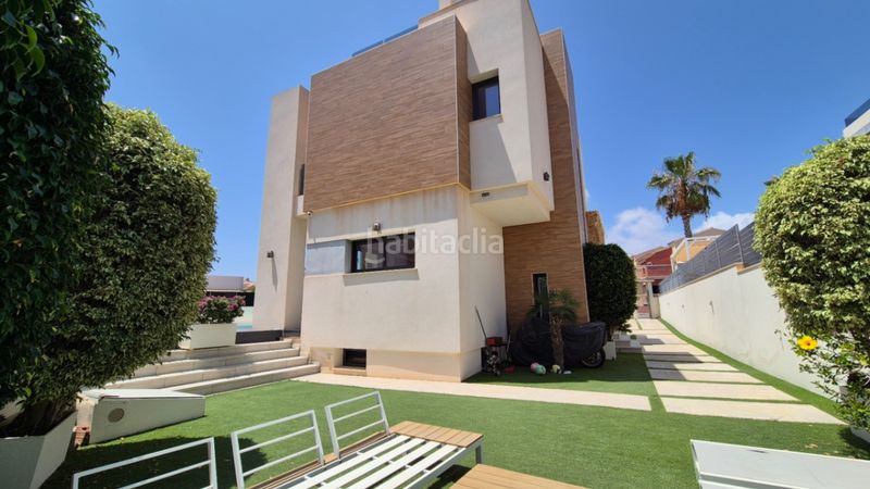 Foto c5c6d834-d763-4715-b251-0aa21977183e. Casa a Zona los Frutales Torrevieja