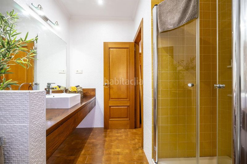 Foto ba0ba7c0-70ac-47de-b09d-523527047de4. Casa a Beniel