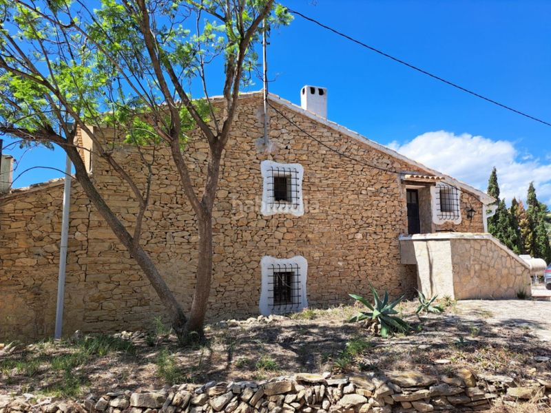 Foto a6bf2a76-37b2-4d9f-8c47-10d87659d71b. Masia amb aparcament a Benissa pueblo Benissa