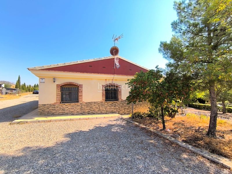 Foto bd91e011-7002-4d94-b09a-4f171091ab77. Casa amb aparcament a Jumilla