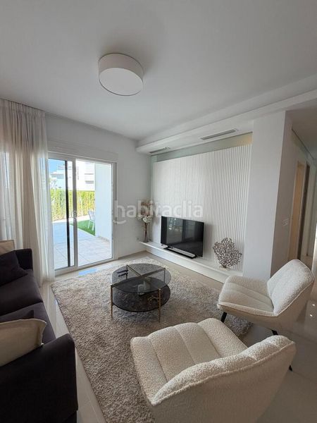 Foto b35dc28e-9599-46ee-8f11-ebeb16df7742. Casa a Benijófar