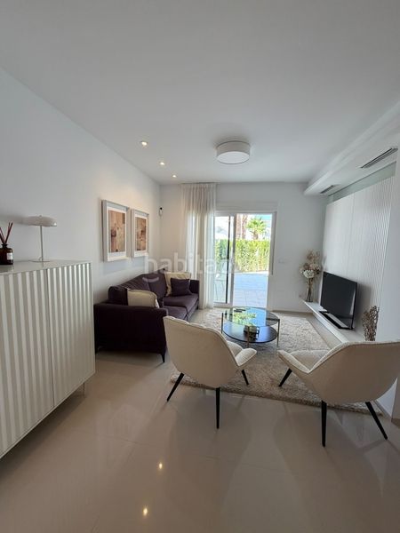 Foto 6a22a125-1937-4692-a46c-0f8cb996b7fe. Casa amb aparcament a Benijófar