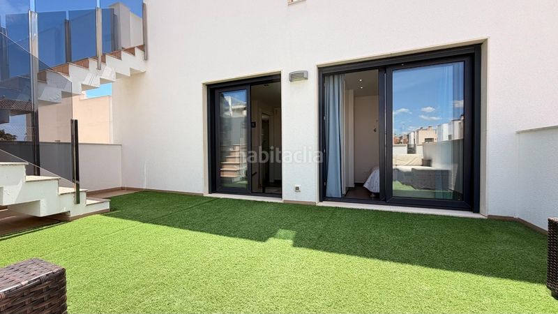 Foto 09793b90-d8de-4c11-9430-f821c757d59a. Casa amb piscina a Parque Acuático - Sector 25 Torrevieja